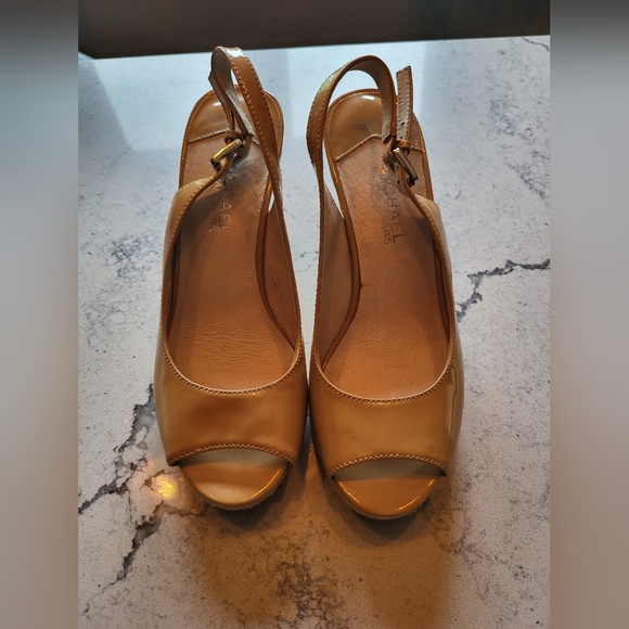Michael Kors Wedges - Picture 2 of 3